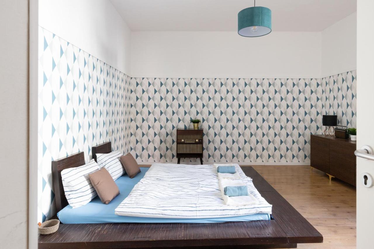 Casanina - The House Of Travelers Apartment Como Exterior photo